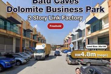 Batu Caves, Dolomite Business Park 2 Story Link Factory for Sale
