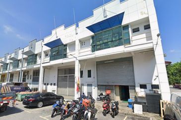 Batu Caves, Dolomite Business Park 2 Story Link Factory for Sale