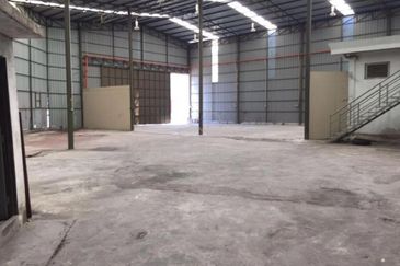 Seksyen 34, Shah Alam Commercial Land with Warehouse Factory For Sale