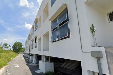Prima Velox, Rawang 2 Storey Terrace Shoplot For RENT