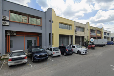 Pusat Perindustrian Sungai Chua