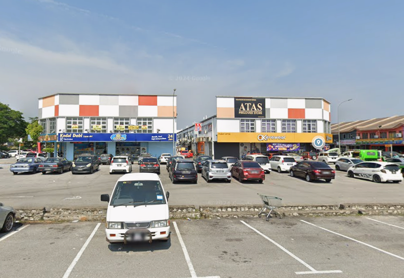 Bukit Sentosa, Rawang 2 Story Shop For Rent