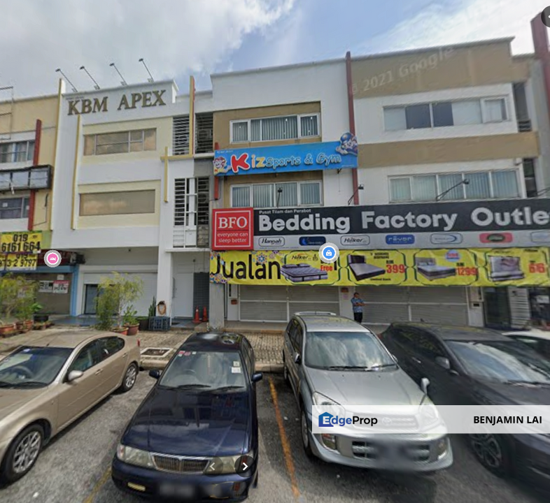 Puchong Gateway 3 Storey Shop End Lot For Sale, Selangor, Puchong