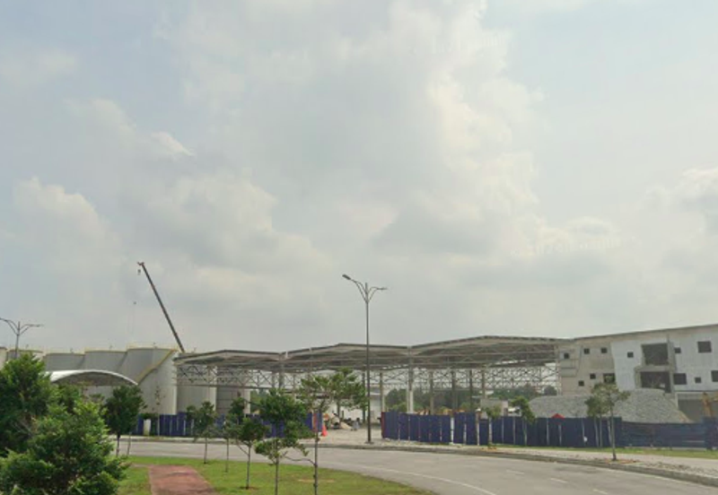 West Port, Pulau Indah