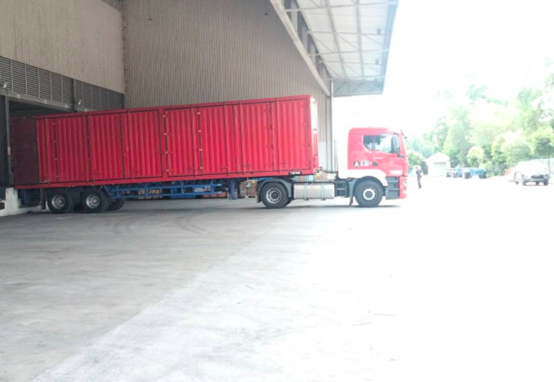 West Port, Pulau Indah