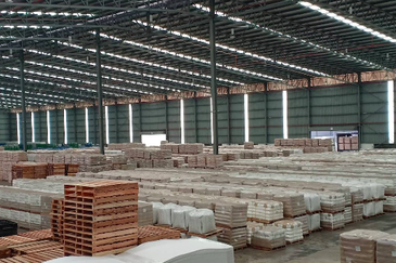 West Port, Pulau Indah