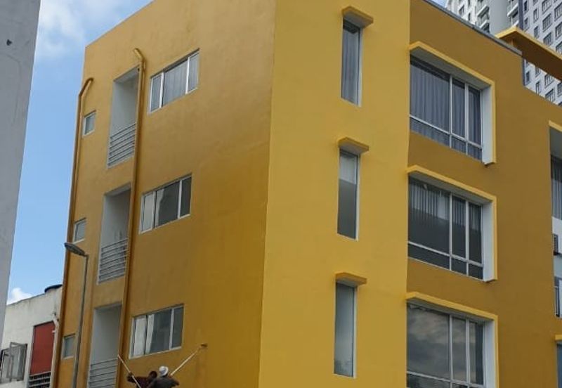 Kinrara Uptown, Puncak Jalil, Seri Kembangan, 4sty Shop Corner Lot