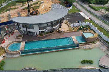 Daya Residence Kwasa Damansara, Semi-D Unit