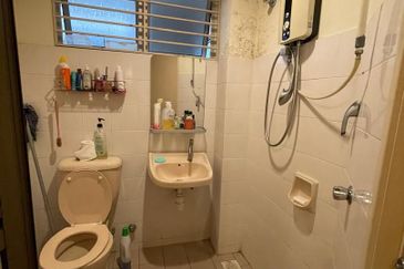 Jalan Sepah Puteri 5/10