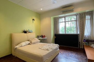 Jalan Sepah Puteri 5/10