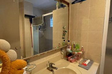 Jalan Sepah Puteri 5/10