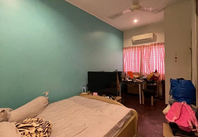 Jalan Sepah Puteri 5/10