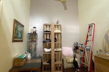 Jalan Sepah Puteri 5/10