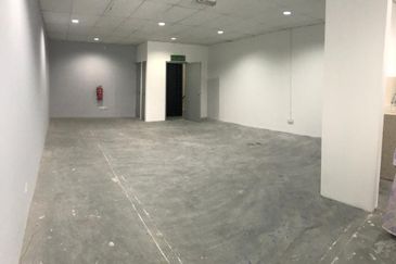 Jalan Teknologi 3/6B