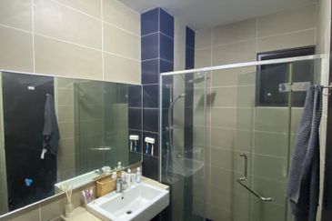 Viana at Elmina Gardens