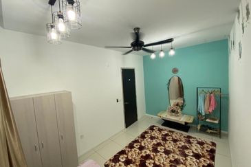 Viana at Elmina Gardens