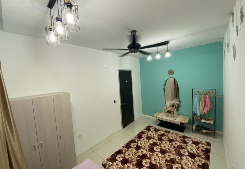 Viana at Elmina Gardens