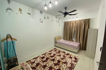 Viana at Elmina Gardens