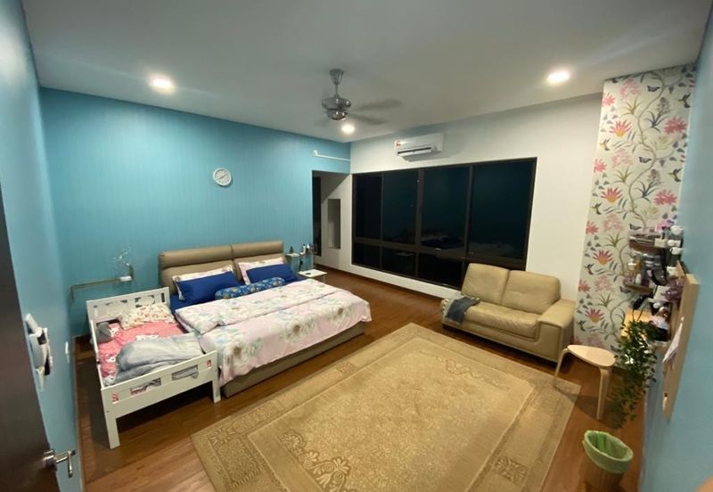 Viana at Elmina Gardens