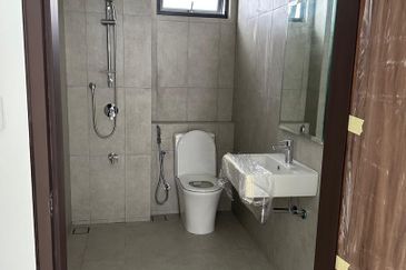 The Eighth @ ELMINA GREEN 