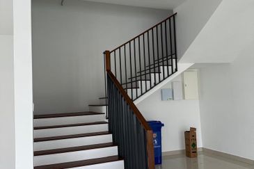 The Eighth @ ELMINA GREEN 