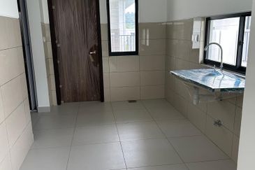 The Eighth @ ELMINA GREEN 