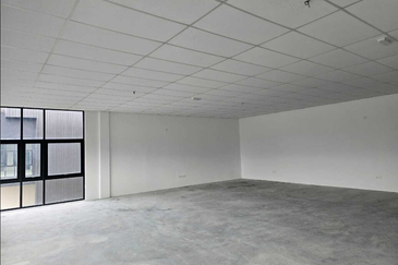 I8 Bandar Bukit Raja, Klang Semi-D Factory For Sale