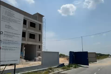 Kawasan Perindustrian Kota Puteri, Batu Arang Detached Factory For Rent