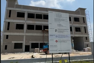 Kawasan Perindustrian Kota Puteri, Batu Arang Detached Factory For Rent