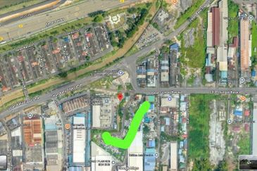 Jalan Batu Tiga Lama