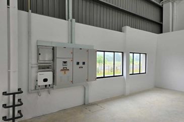 I8 Bandar Bukit Raja, Klang Semi-D Factory For Sale