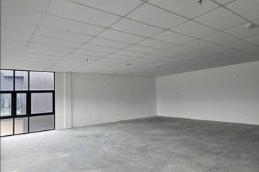 I8 Bandar Bukit Raja, Klang Semi-D Factory For Sale