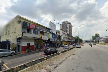 Persiaran Raja Muda Musa, Pelabuhan Klang