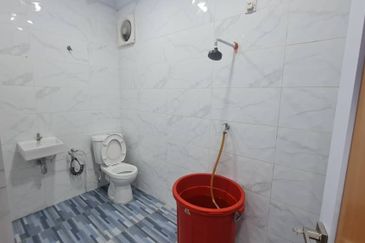 Persiaran Raja Muda Musa, Pelabuhan Klang