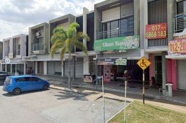 Bandar Seri Coafields , 2 Storey Shoplot Endlot Unit for Sale