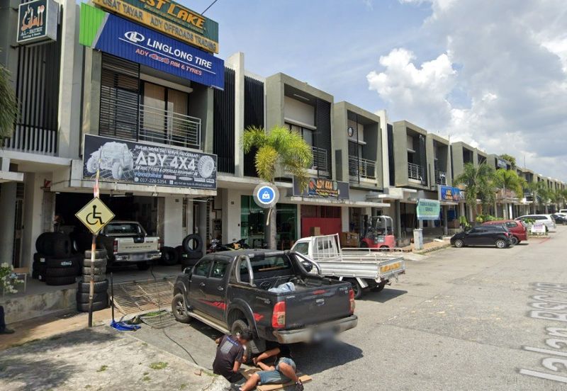 Bandar Seri Coafields , 2 Storey Shoplot Endlot Unit for Sale