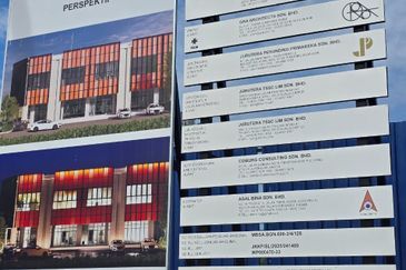 Double Storey ShopLot @ Shah Alam for Rent