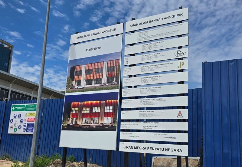 Double Storey ShopLot @ Shah Alam for Rent