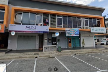 Taman M-Residence Double storey shop Lot, Rawang For Sale