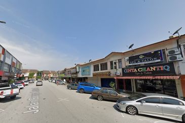 Bukit Sentosa @ 2 Storey Shoplot For Sale ROI 6%