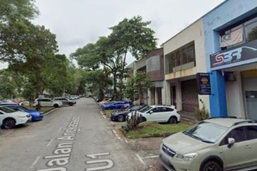 HiCom-Glenmarie Industrial Park