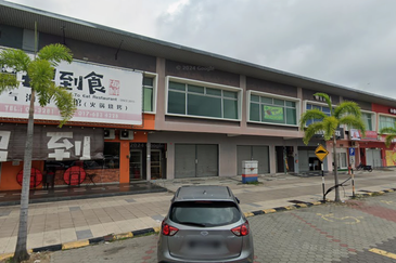 Peninsula Park,Kuala Selangor, 2 Storey Shoplot (Adjoining) For Sale 