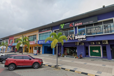 Peninsula Park,Kuala Selangor, 2 Storey Shoplot (Adjoining) For Sale 