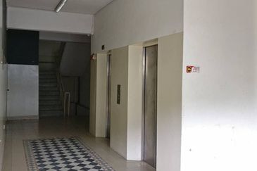 Jalan Melati Utama 4 First Floor Shoplot For Sale