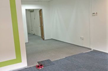 Jalan Melati Utama 4 First Floor Shoplot For Sale