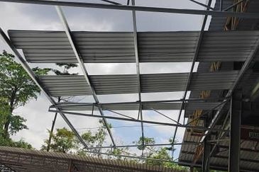 Semenyih Semi-D Factory- Office For Sale