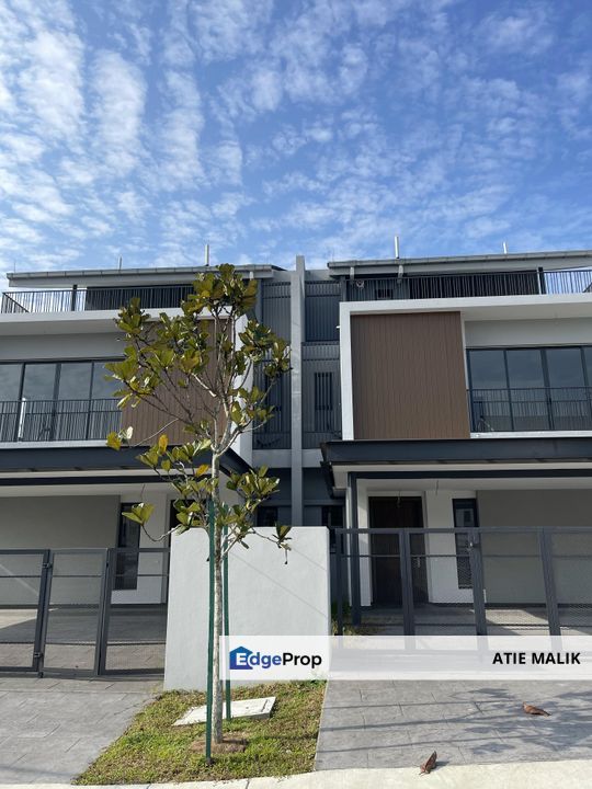 🔥 Bukit Jelutong - Trilia 3-storey Semi-D, Selangor, Shah Alam