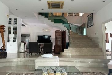 2 storey swimming pool Bungalow Kayangan Heights Shah Alam