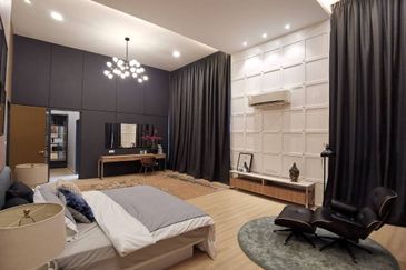 New Launching 2 storey Bungalow Hilltop u10 Shah Alam for sale