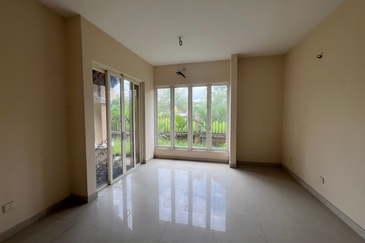 Brand new 2 storey Bungalow Bukit Jelutong u8 Shah Alam